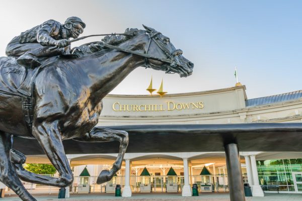 Horse statue in front of the Churchill Downs racecourse entrance
